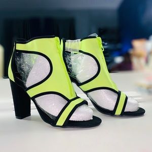 Neoprene Neon Block Heel- Neon Yellow